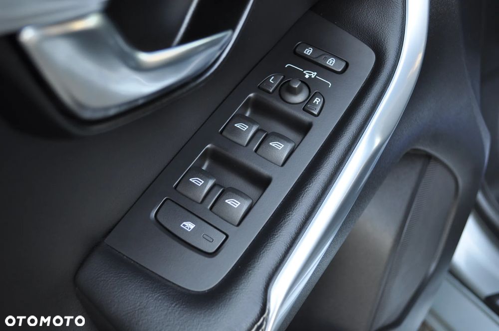 Volvo V40 D2 RDesign - 22