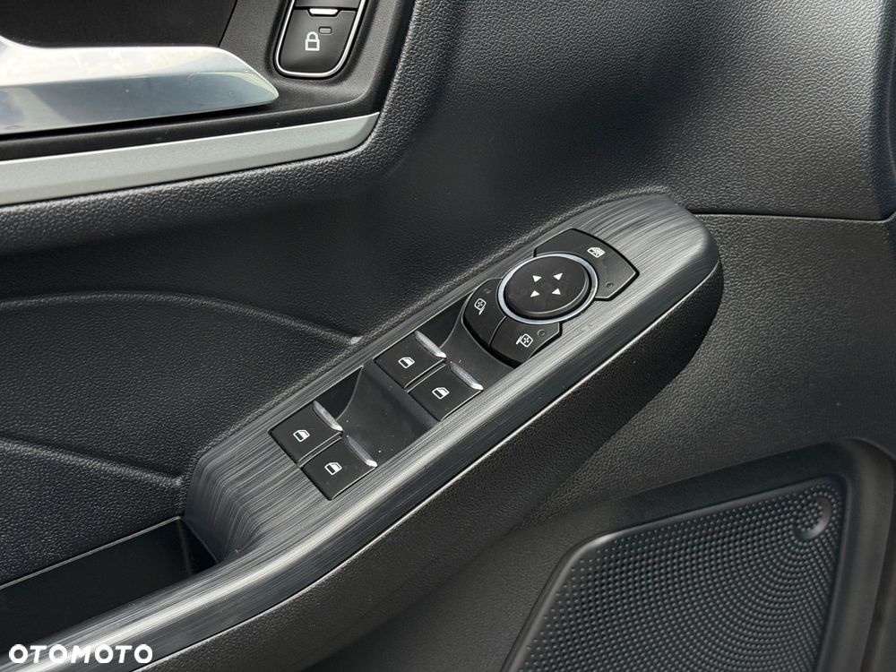 Ford Kuga 2.0 EcoBlue Hybrid TITANIUM - 8