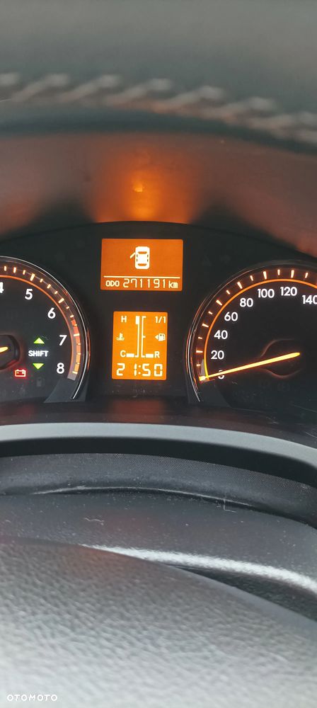 Toyota Avensis 1.8 Comfort - 13
