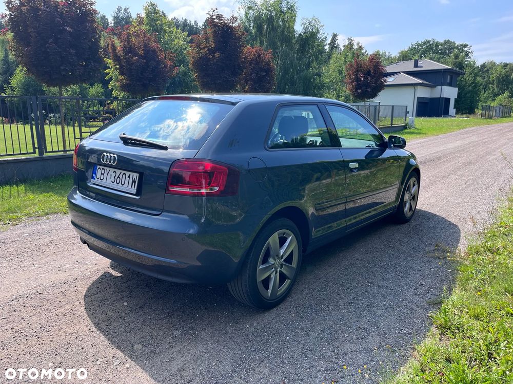 Audi A3 3-drzwiowe 2.0 TDI Ambition - 4