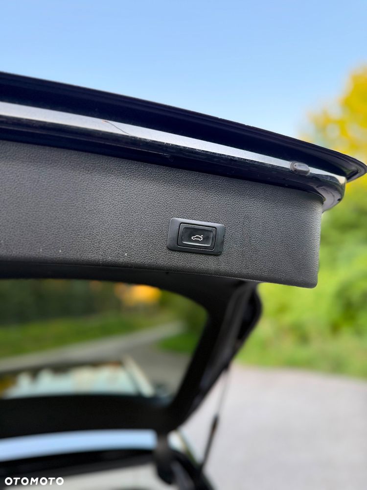 Audi A4 Avant 2.0 TDI S tronic quattro - 10