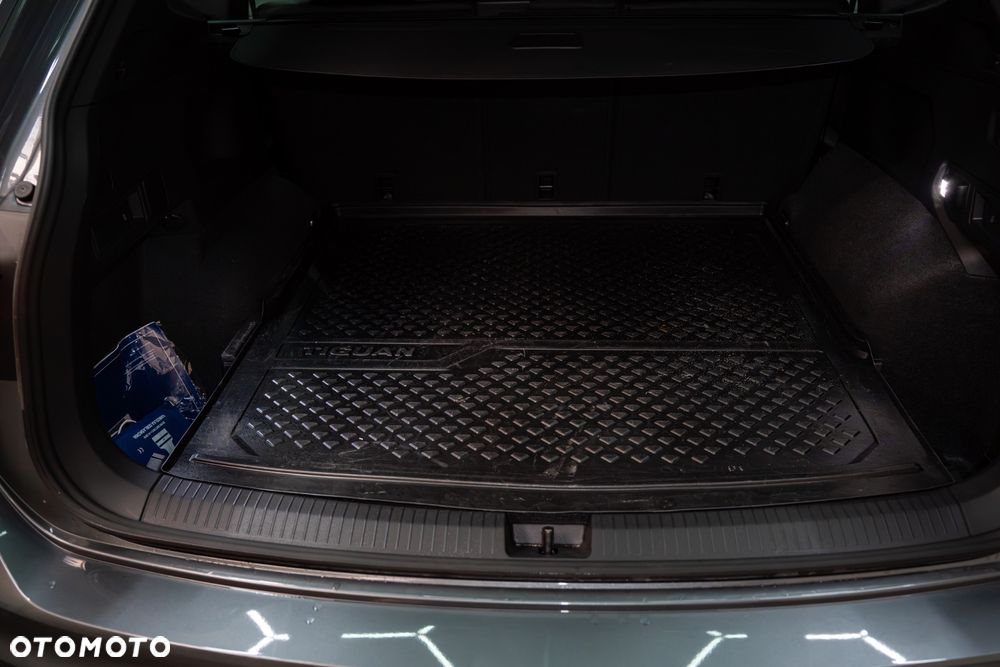 Volkswagen Tiguan Allspace 2.0 TSI 4Mot R-Line DSG - 30