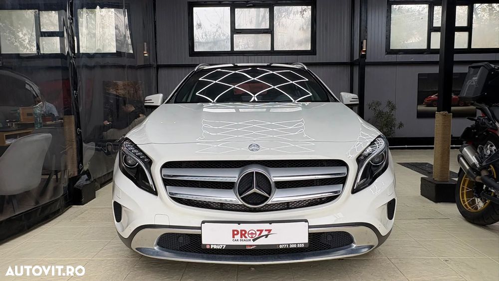 Mercedes-Benz GLA 200 d 4MATIC Aut. - 2