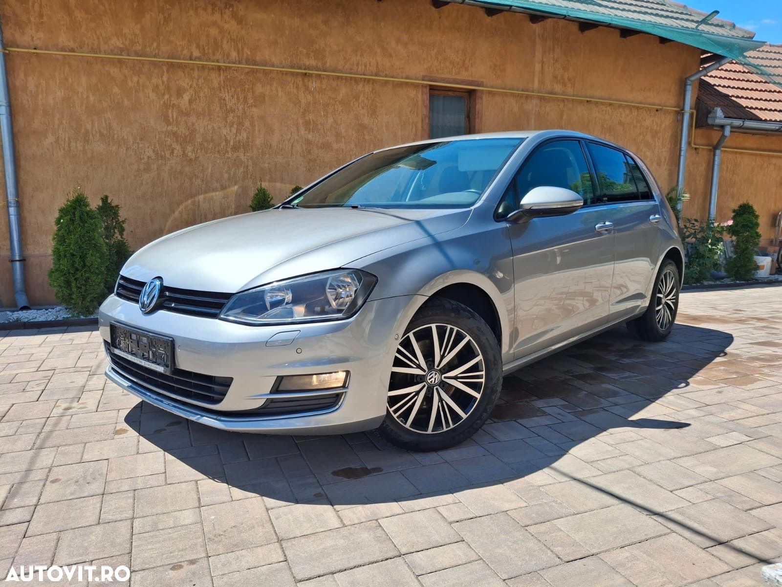 Volkswagen Golf Variant 1.6 TDI BlueMotion Technology Allstar - 1