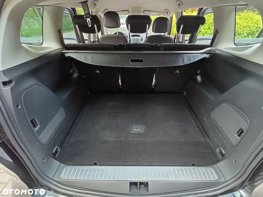 Opel Zafira - 22