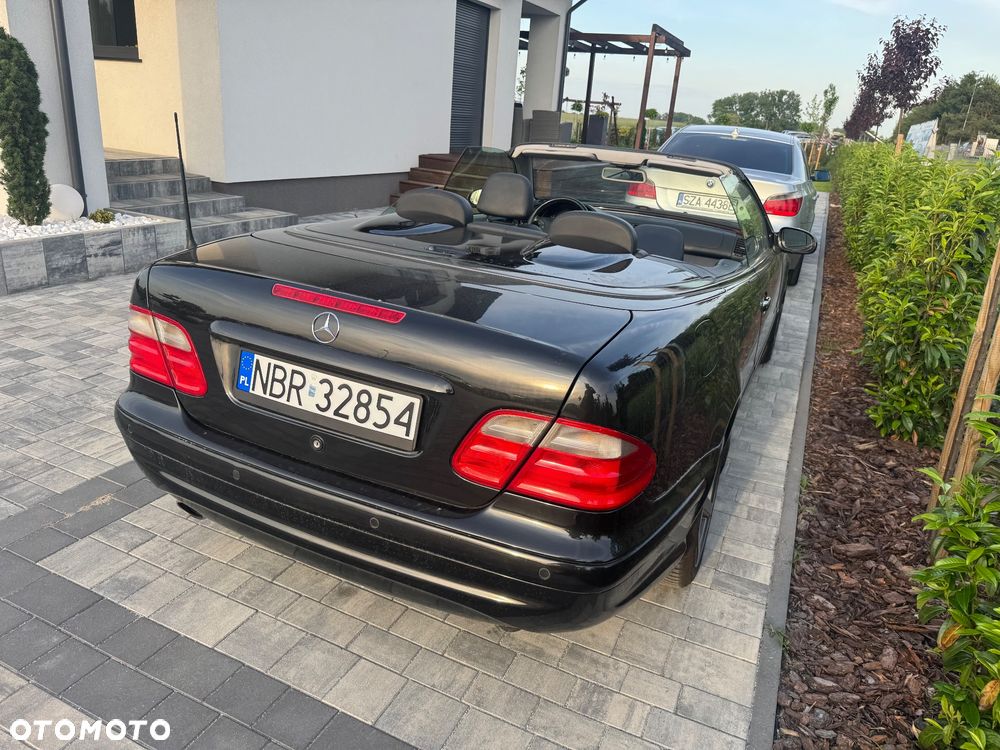 Mercedes-Benz CLK - 5