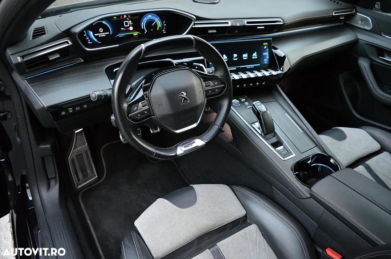 Peugeot 508 Plug-In Hybrid 360 e-EAT8 SPORT ENGINEERED - 11