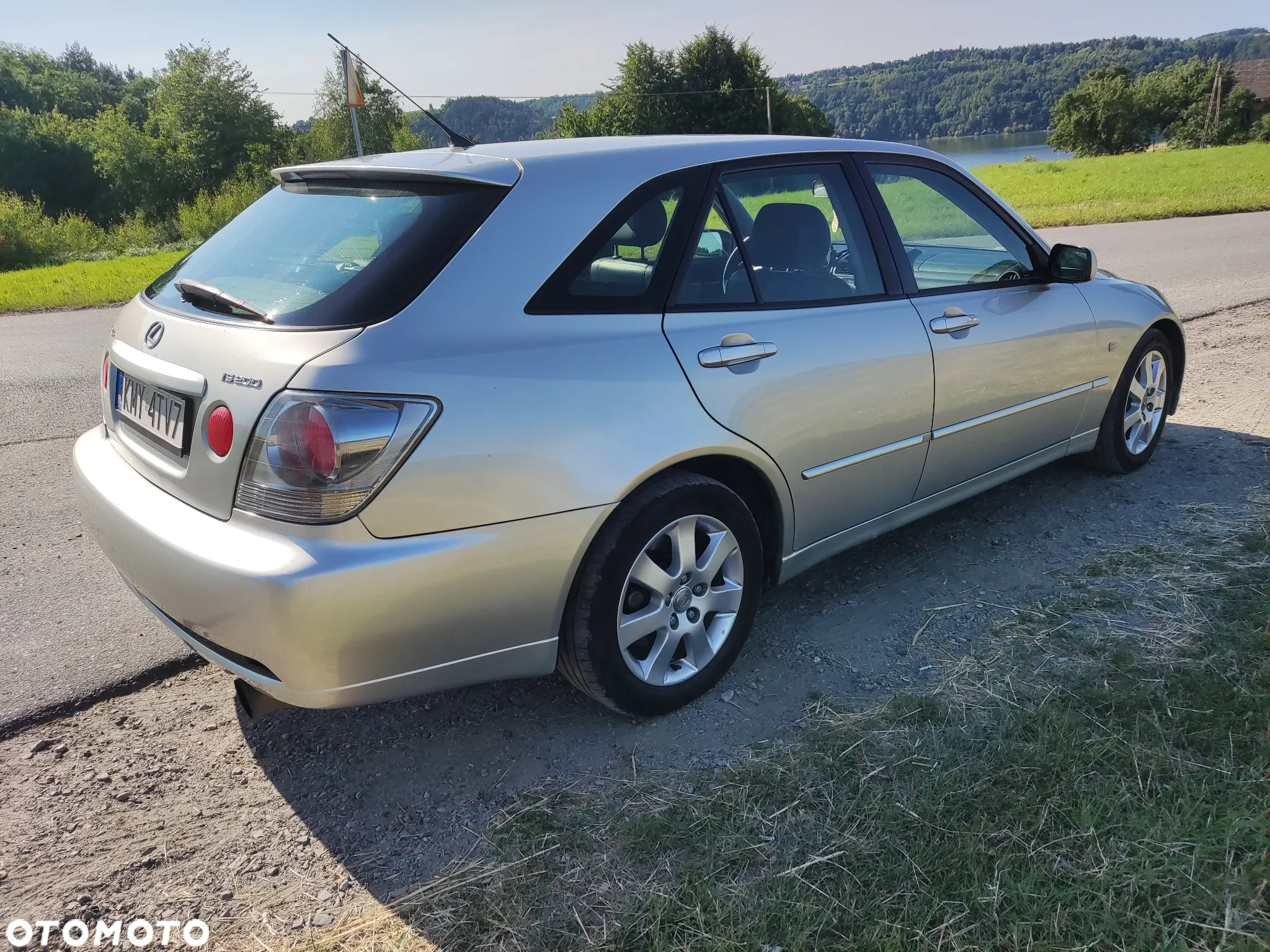 Lexus IS 200 SportCross - 6