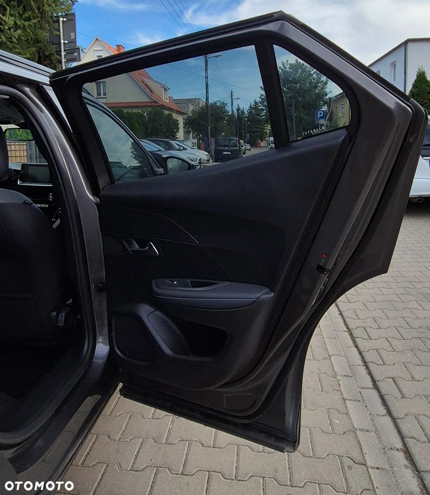 Peugeot 2008 PureTech 130 Allure S&S EAT8 - 13