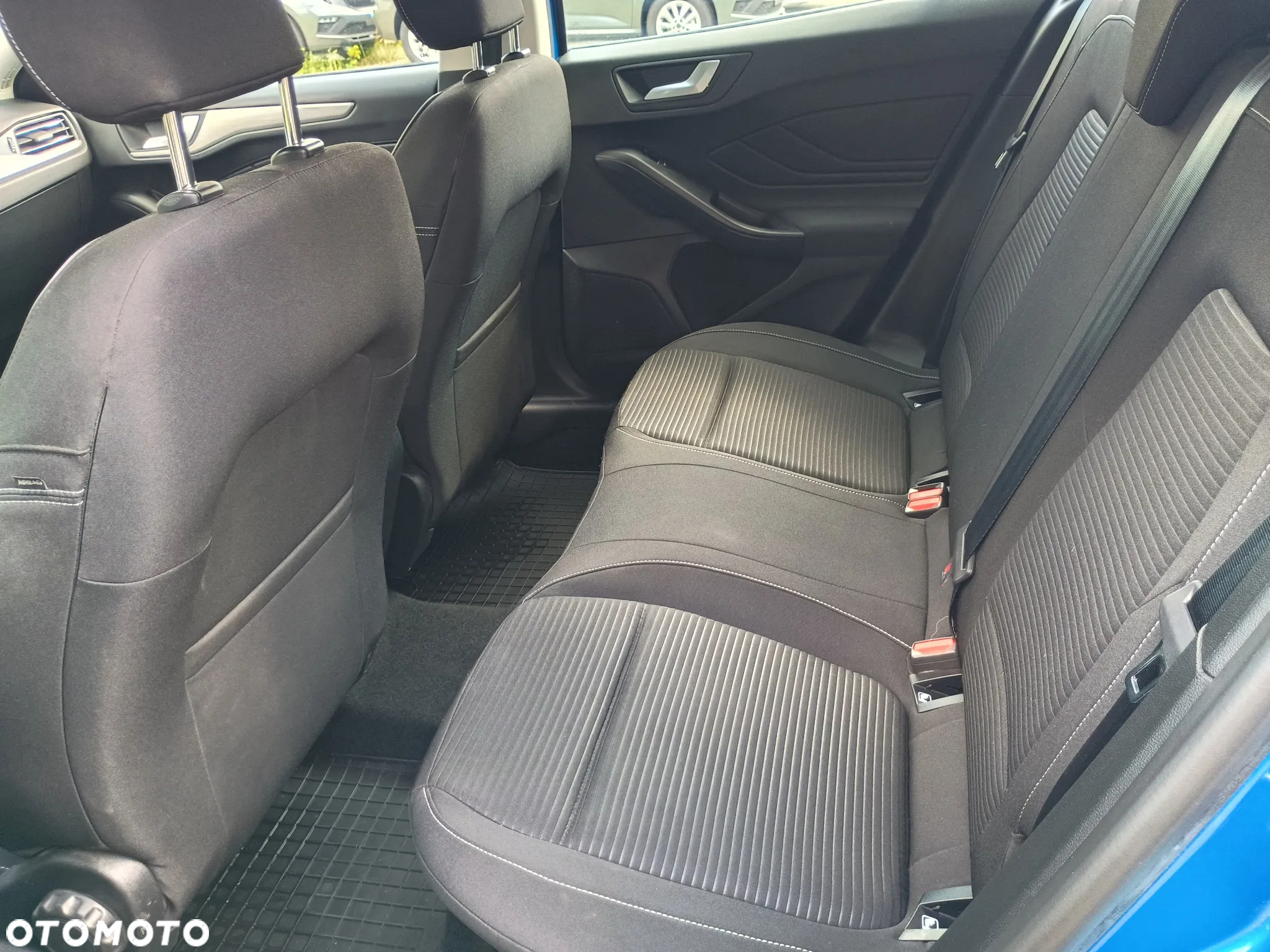 Ford Focus 1.0 EcoBoost Titanium - 27