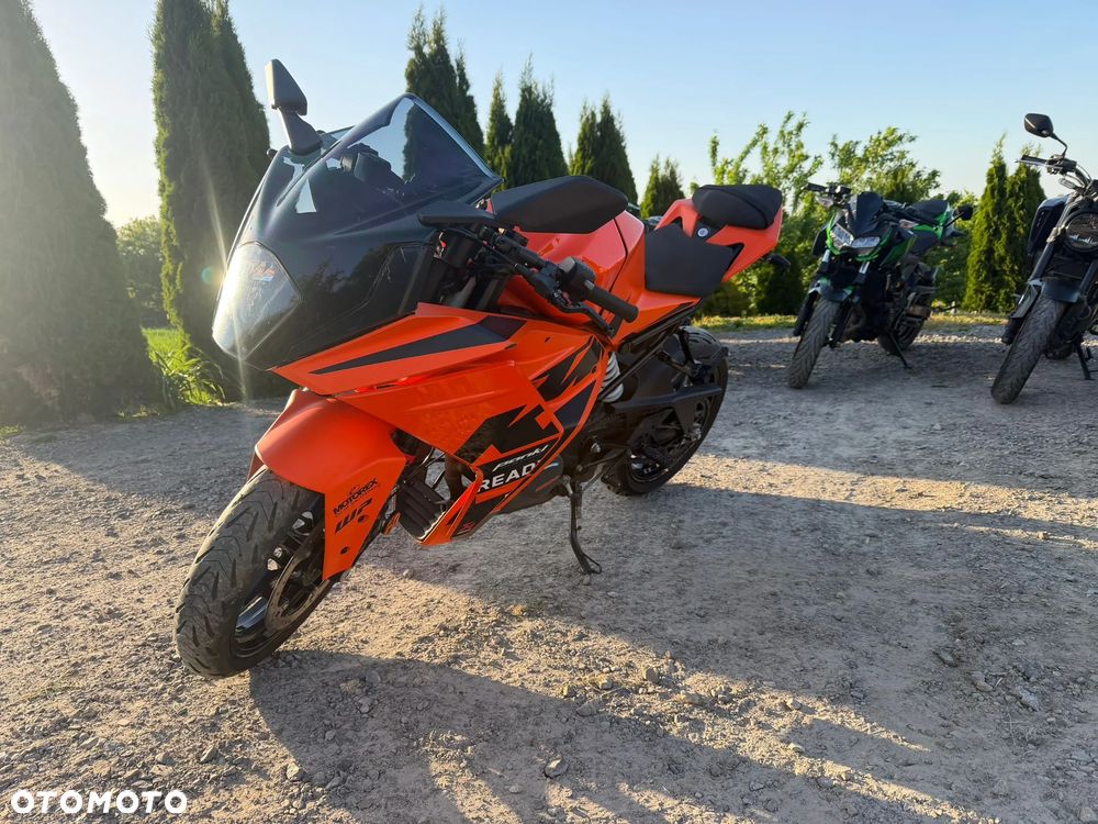 KTM RC 125 - 1