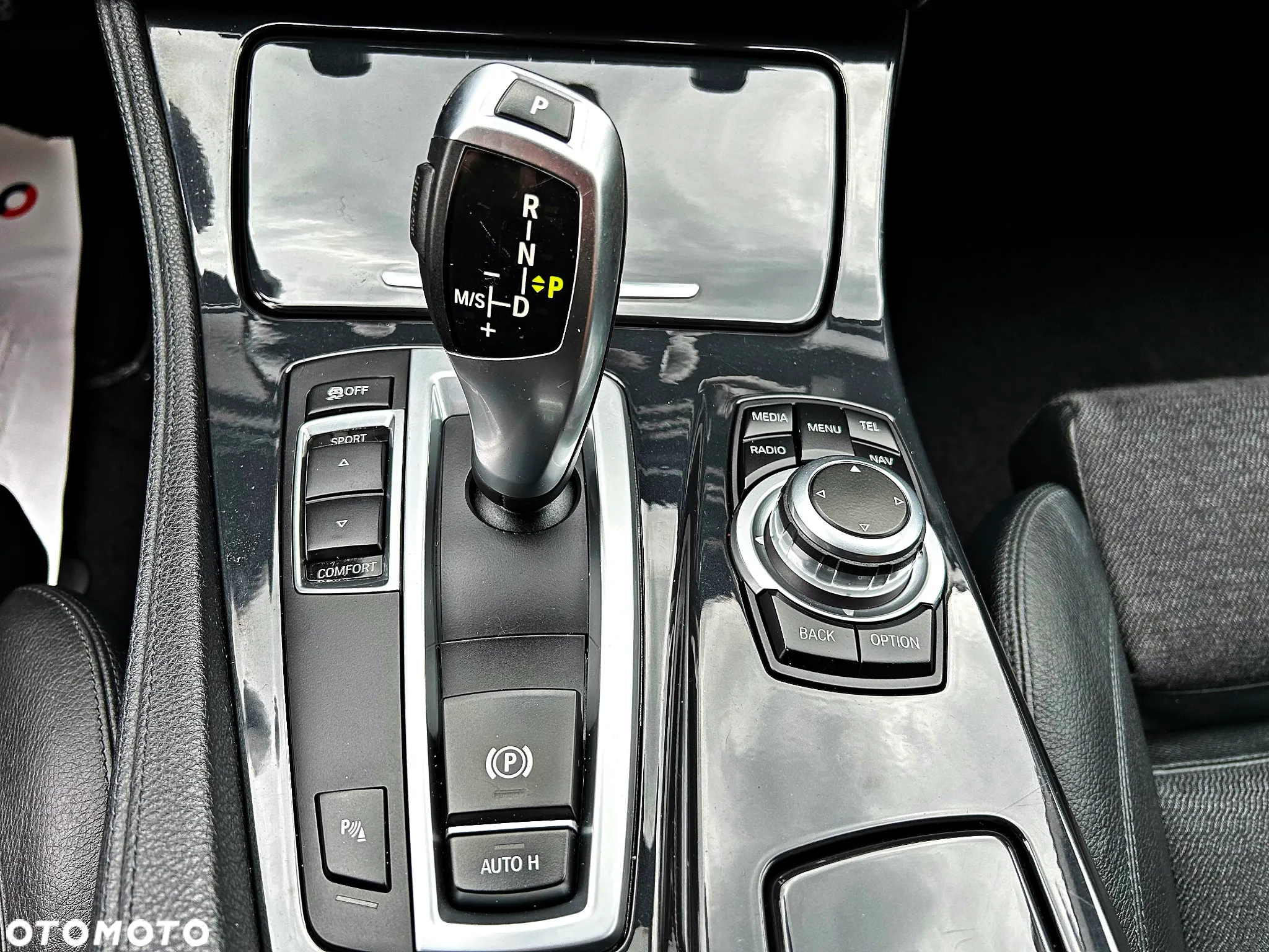 BMW Seria 5 520d Touring Luxury Line - 33
