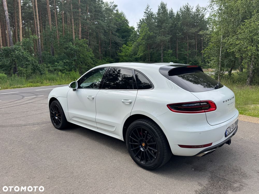 Porsche Macan Turbo - 6