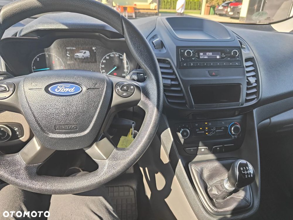 Ford Ttansit Connect - 18