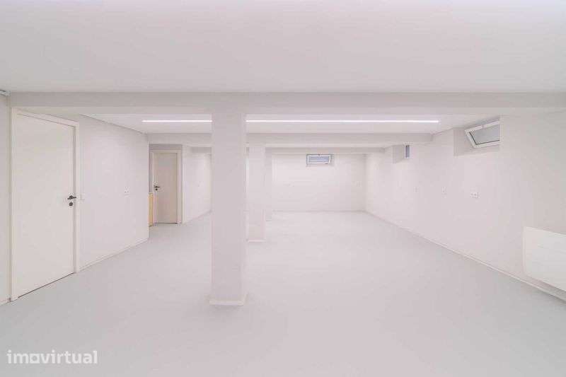 Arrenda-se Espaço Comercial novo em Cave em Espinho - Grande imagem: 4/9