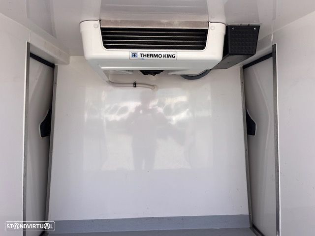 Nissan NV200 100% ELÉCTRICA COM FRIO - 8