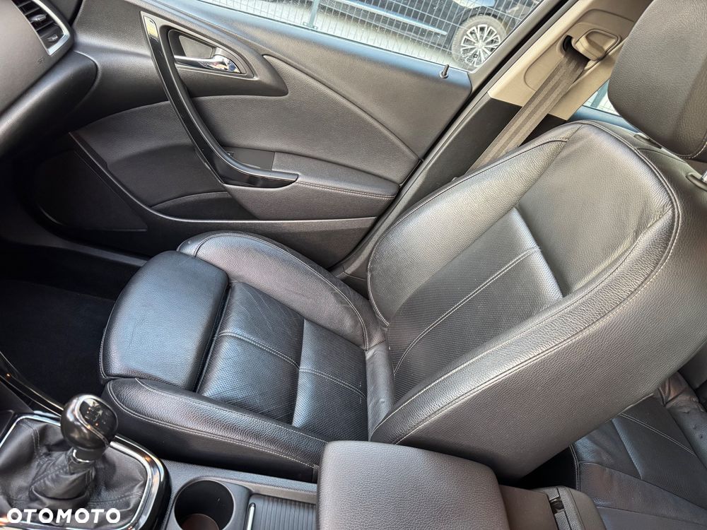 Opel Astra 1.6 CDTI Cosmo - 23