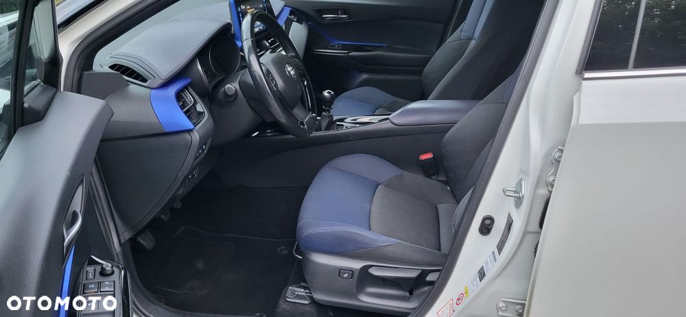 Toyota C-HR 1.2 T GPF Premium - 11