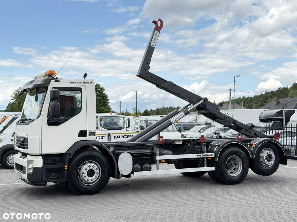 Volvo FE 26.300 Hakowiec Napęd  6x2 Oś Skrętna - 2