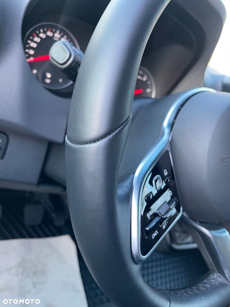 Mercedes-Benz Sprinter - 18