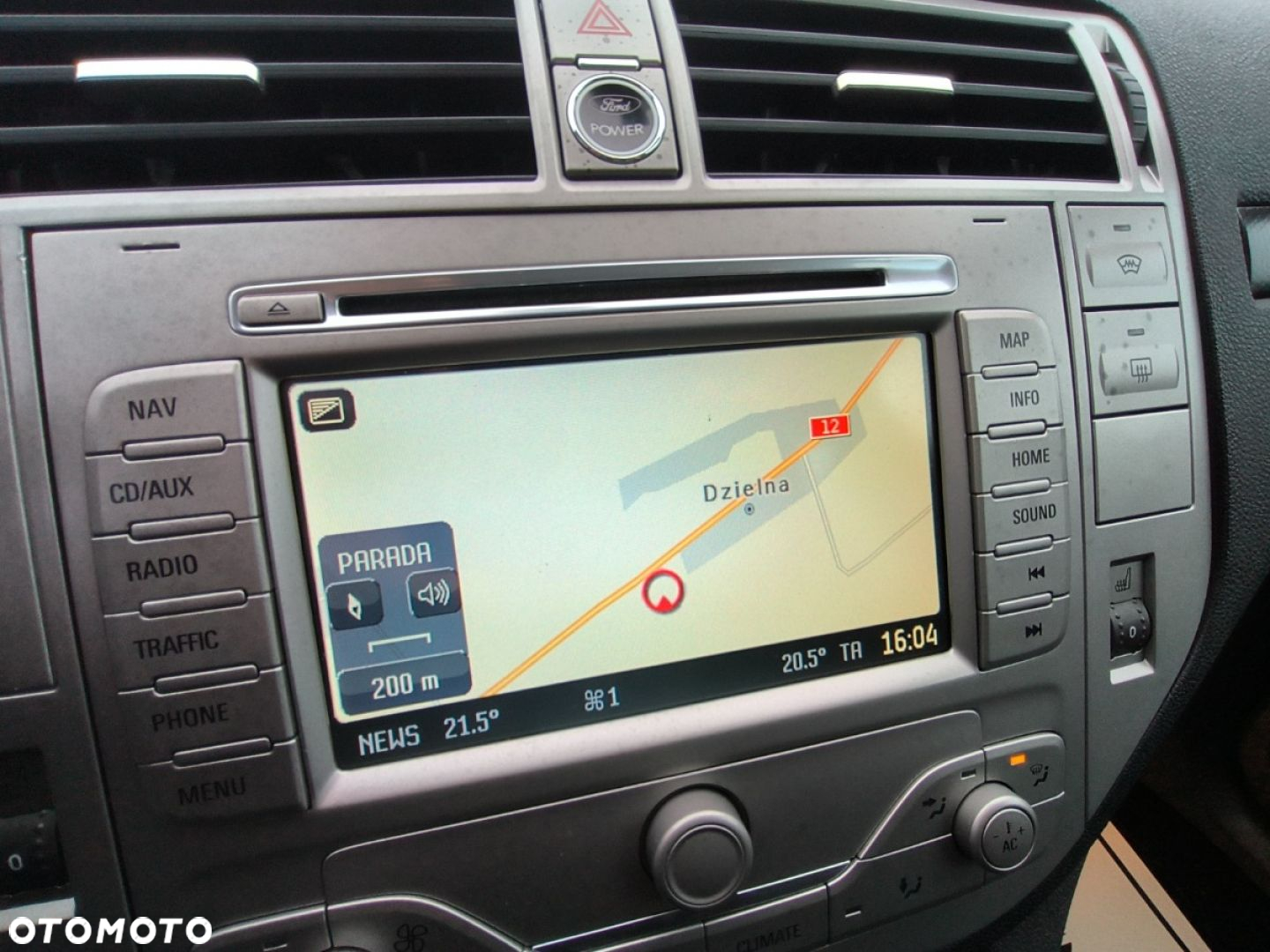 Ford Kuga - 10