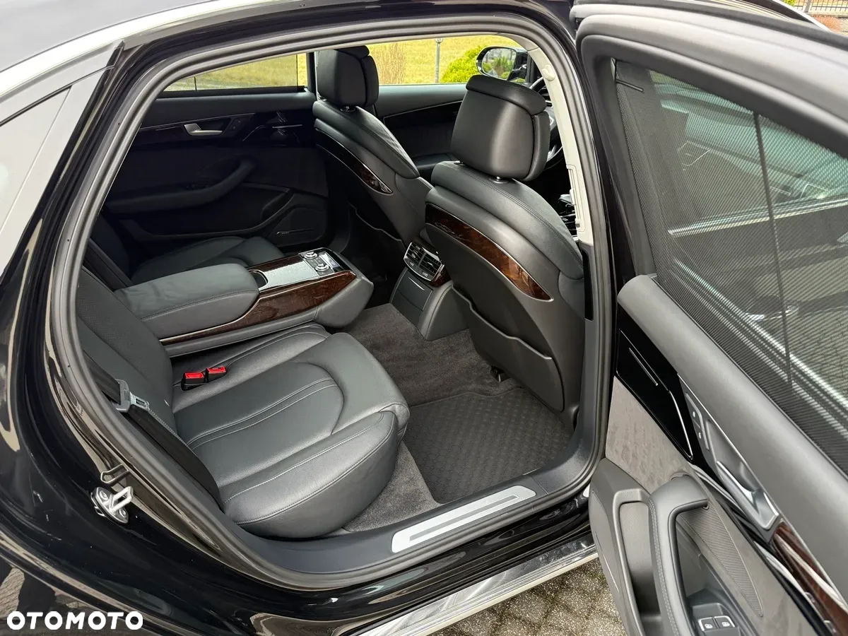 Audi A8 4.0 TFSI L Quattro - 37