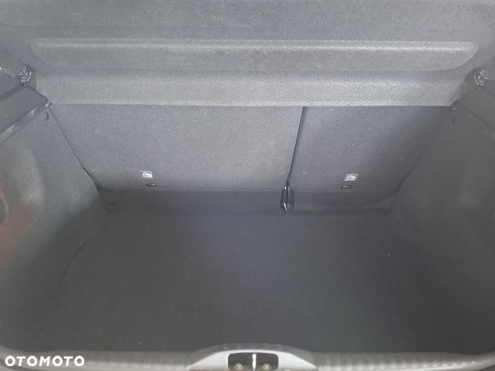 Citroën C3 1.2 PureTech Max - 27