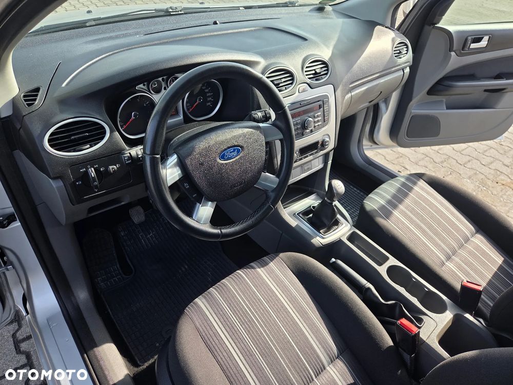 Ford Focus - 15