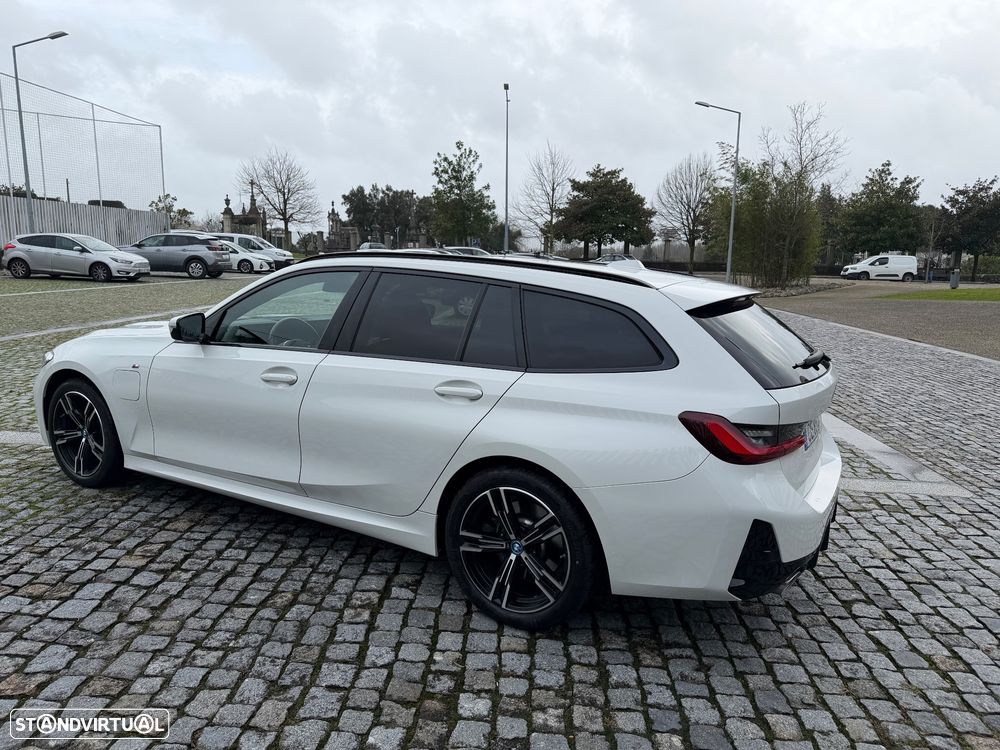 BMW 330 e Aut. M Sport - 19