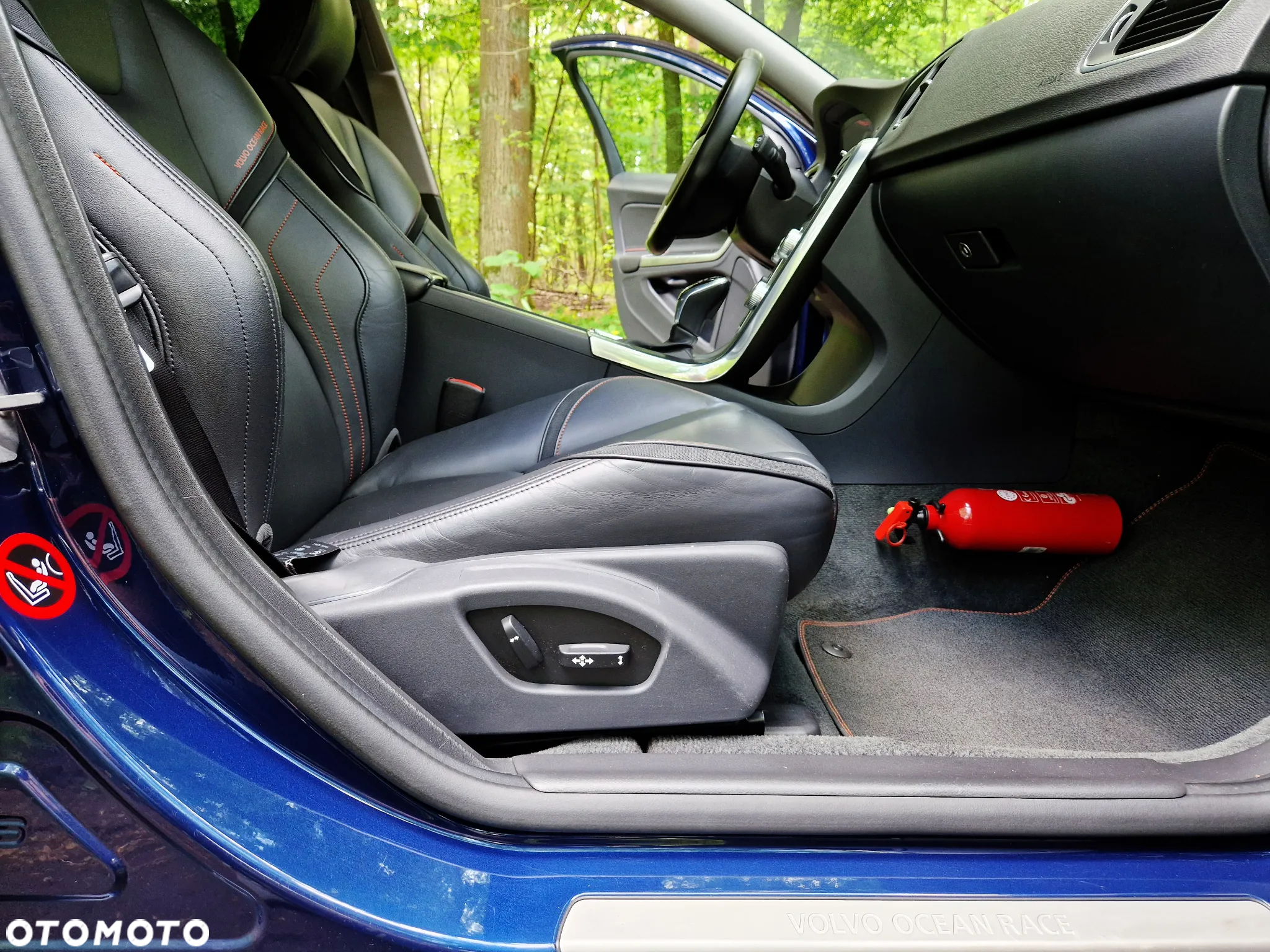 Volvo V60 D4 Drive-E Ocean Race - 12