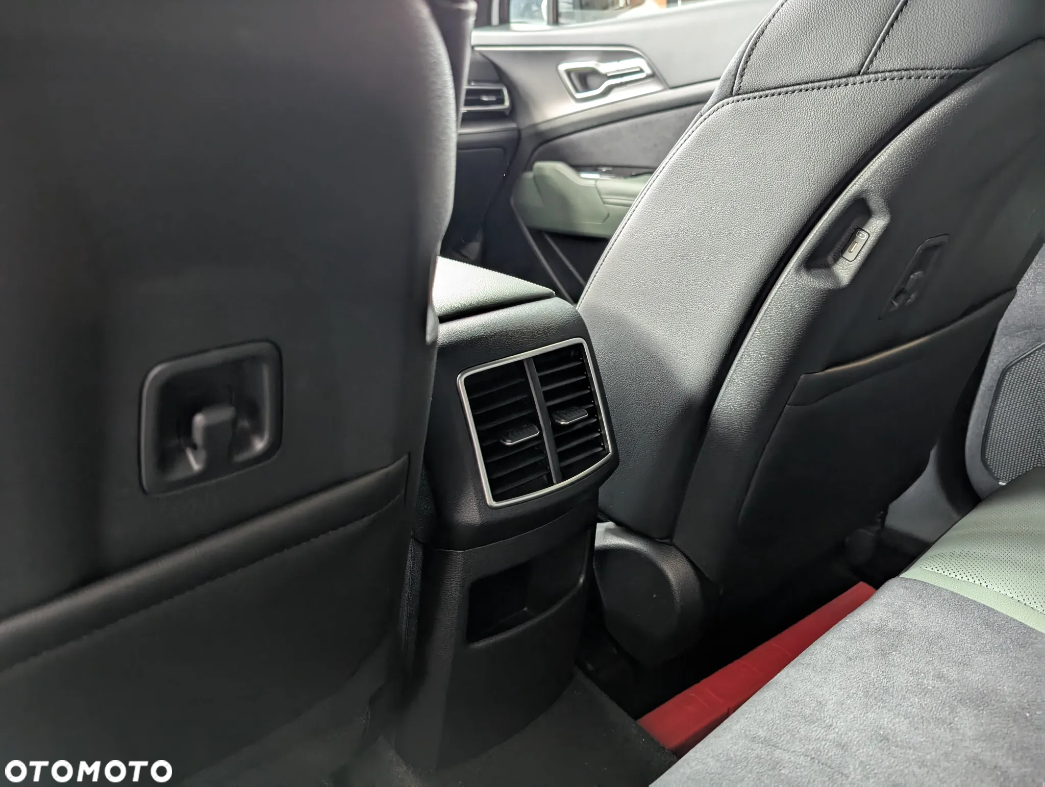 Kia Sportage 1.6 T-GDI HEV Anniversary 2WD - 16