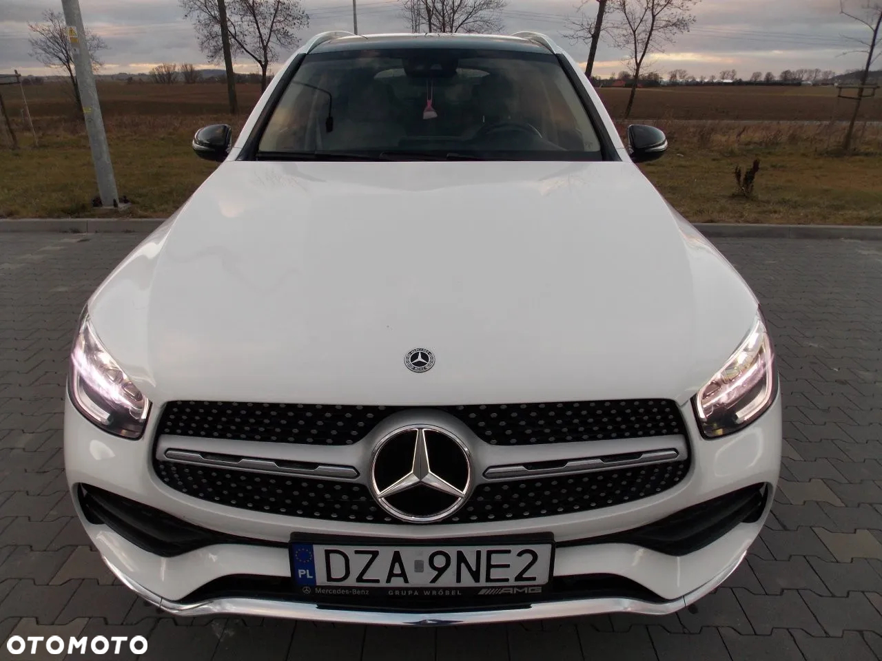 Mercedes-Benz GLC 300 4Matic 9G-TRONIC AMG Line Plus - 3