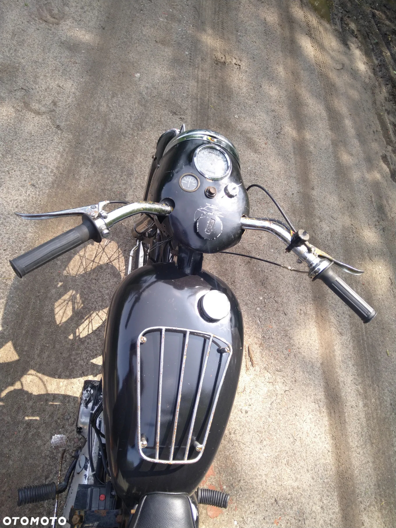 Triumph Inny - 11