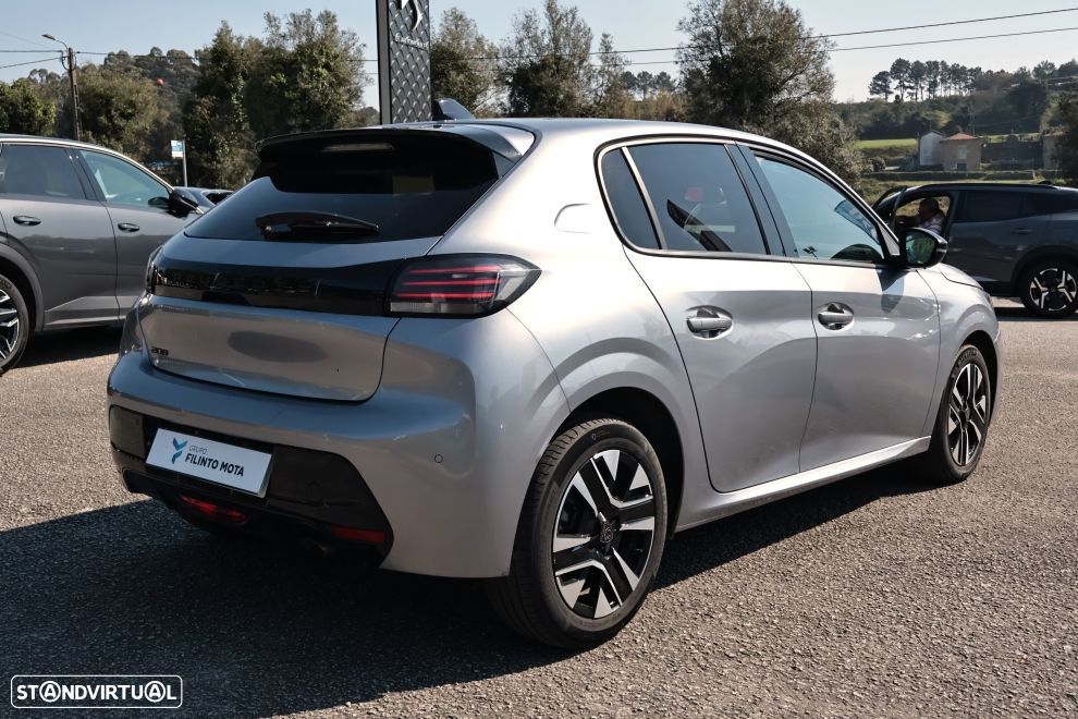 Peugeot 208 1.2 PureTech Allure - 3