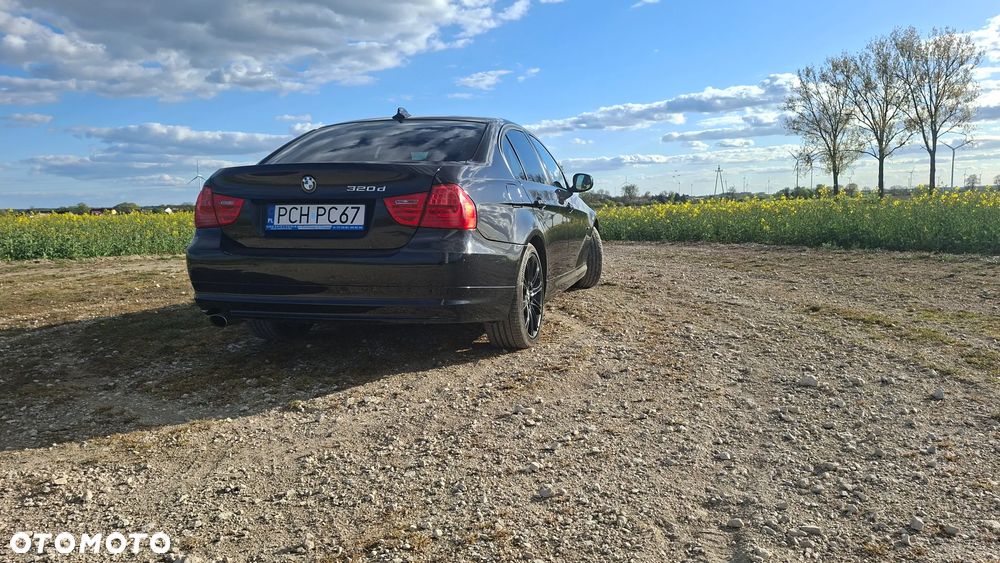 BMW Seria 3 320d - 10