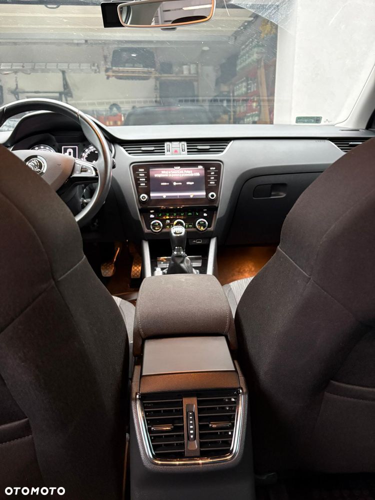 Skoda Octavia 2.0 TDI SCR Style - 23