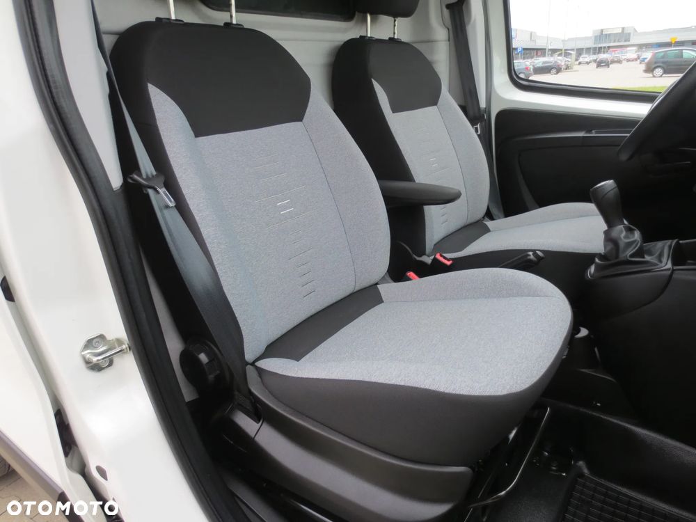 Fiat FIORINO SALON PL. ORYGINAŁ LAKIER I NISKI PRZEBIEG - 21