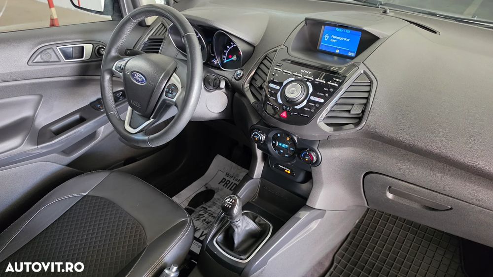 Ford EcoSport - 7
