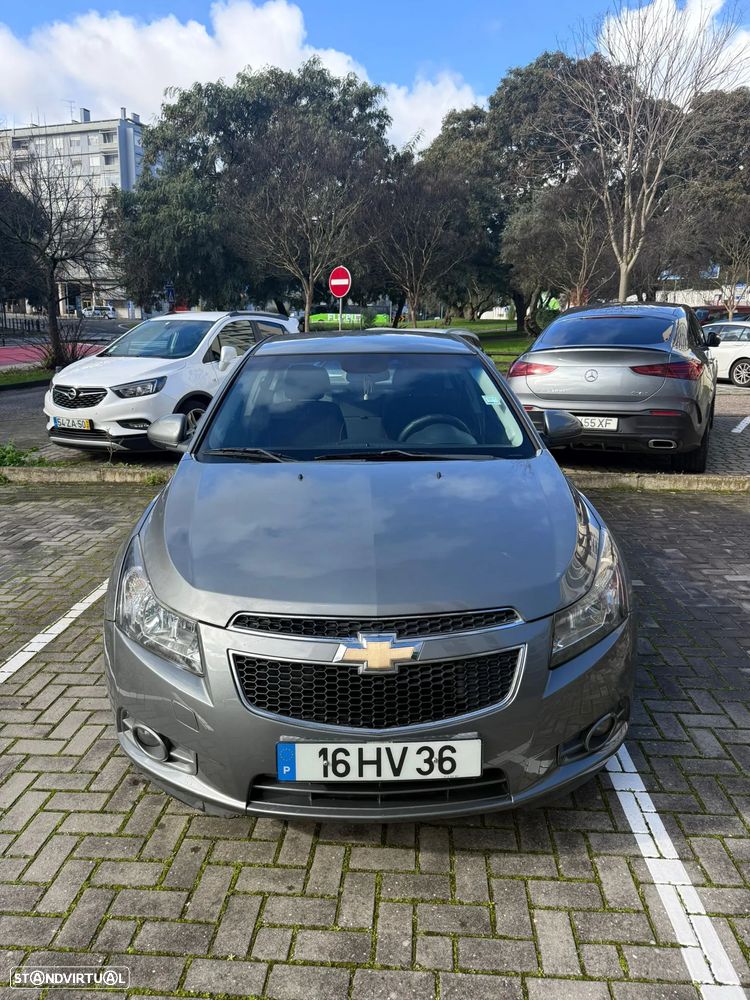 Chevrolet Cruze 1.6 LS - 12