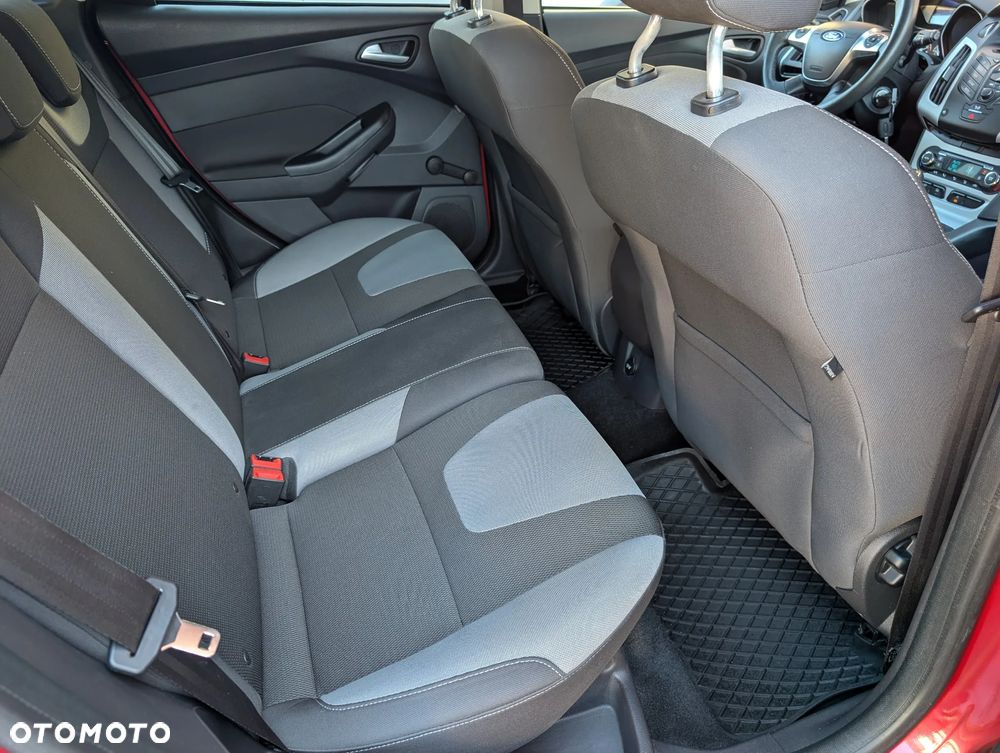 Ford Focus 1.0 EcoBoost Trend Sport - 24