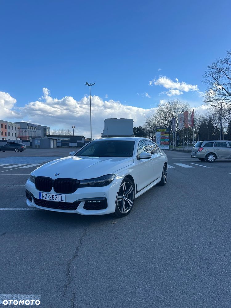 BMW Seria 7 740Li - 5