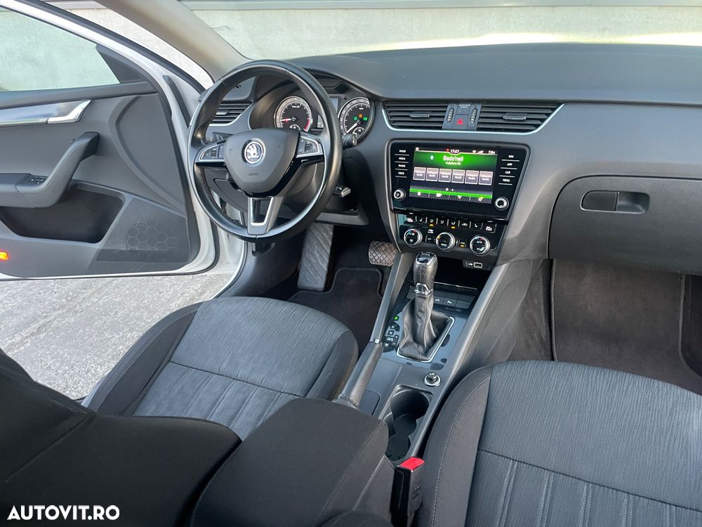 Skoda Octavia 2.0 TDI (Green tec) DSG Style - 24