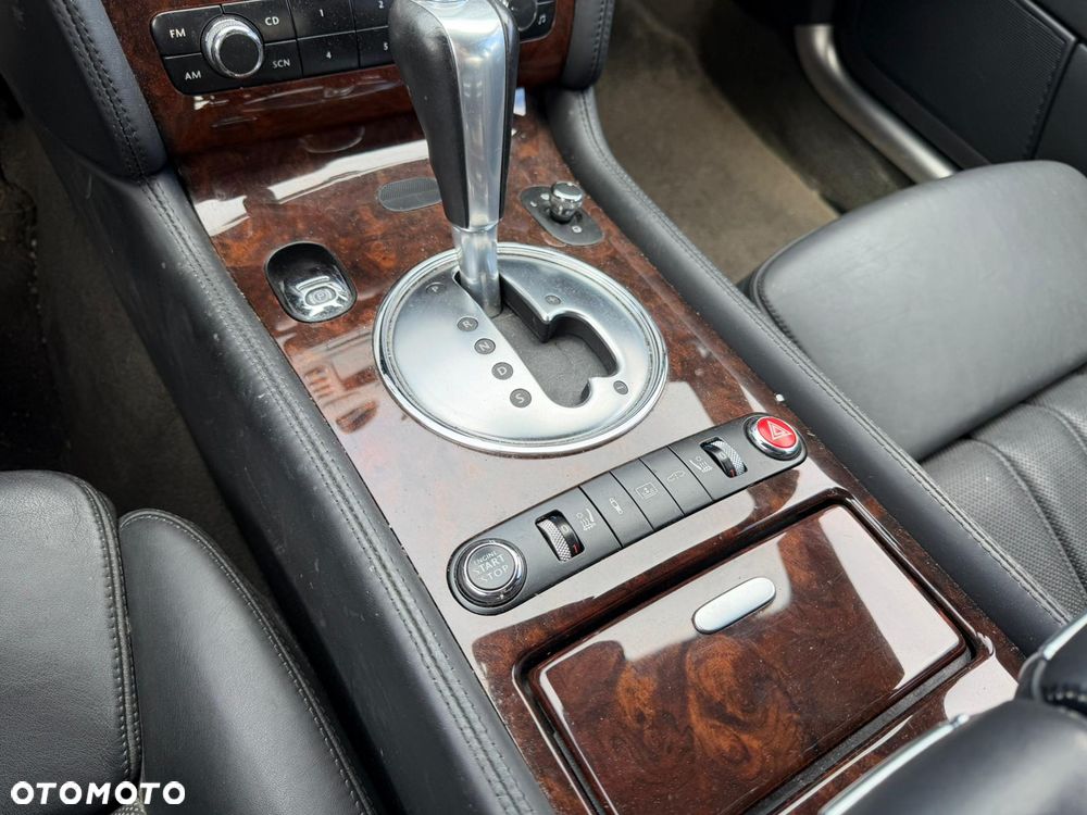 Bentley Flying Spur - 15