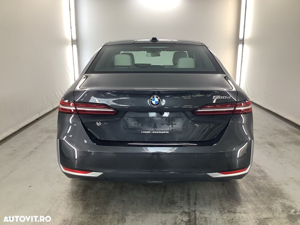 BMW Seria 5 520d AT MHEV - 9