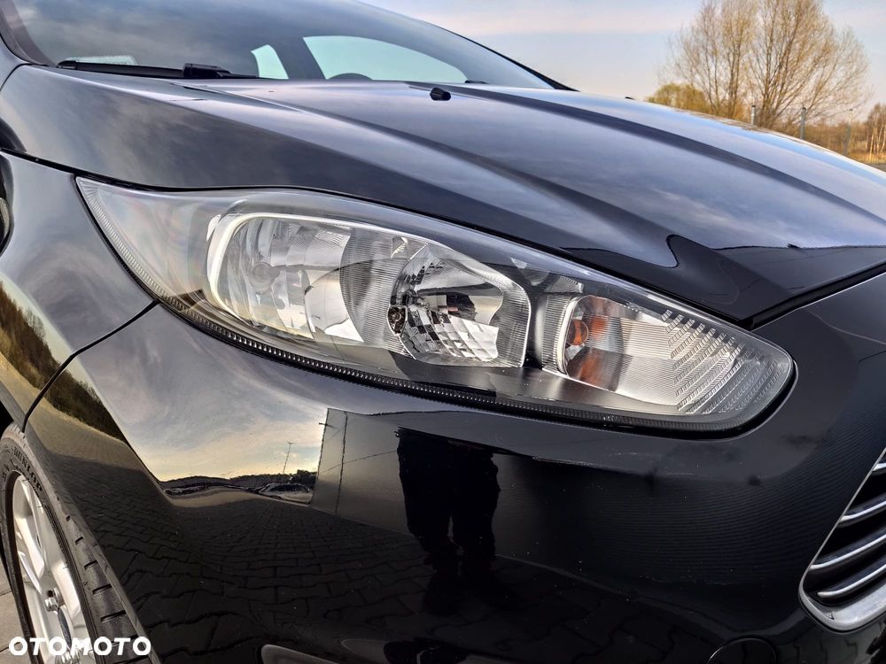 Ford Fiesta 1.4 Trend - 24