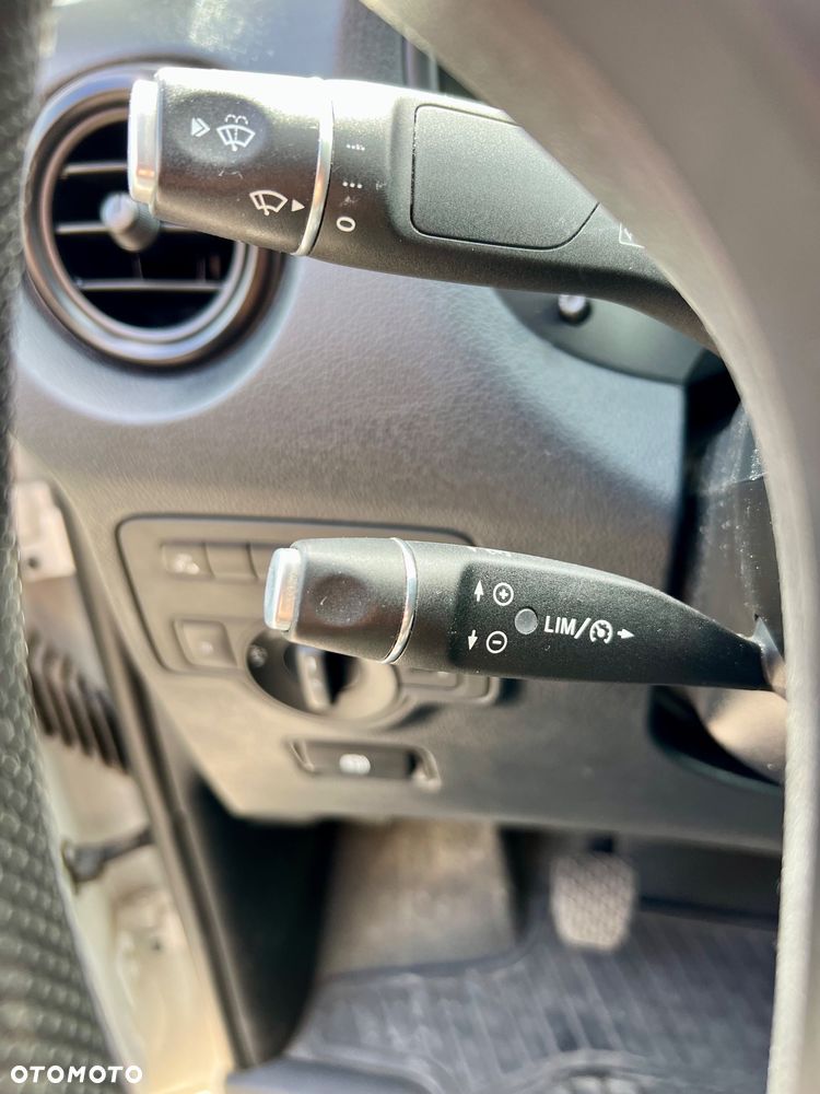 Mercedes-Benz Vito - 18