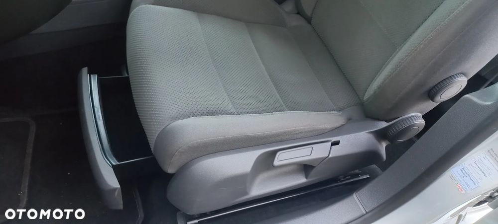 Volkswagen Golf 1.6 Comfortline - 14