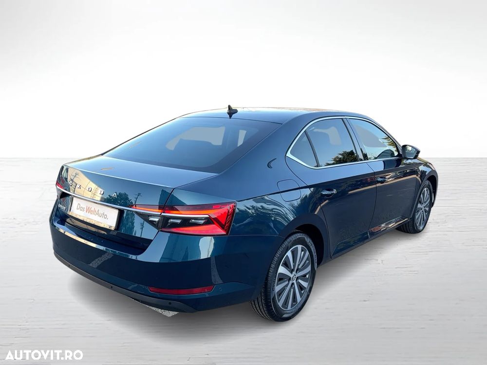 Skoda Superb 2.0 TDI DSG Style - 5