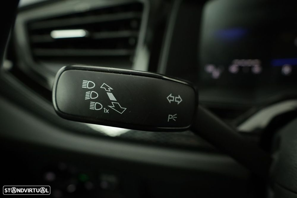 VW Taigo 1.0 TSI Urban DSG - 16