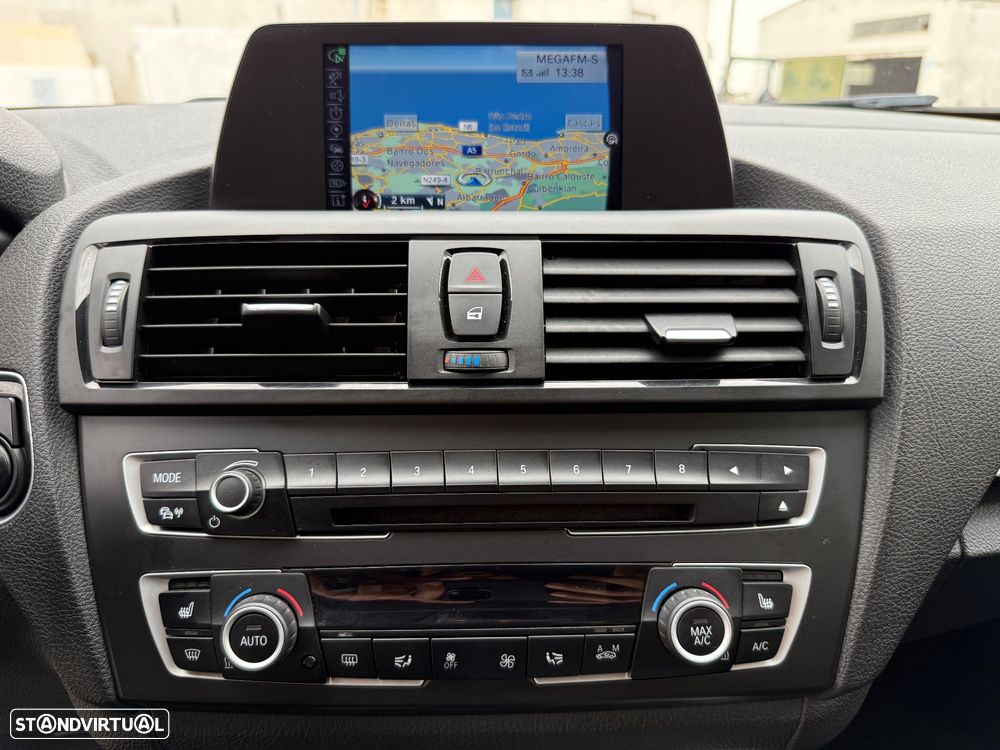 BMW 118 i Sport Line - 9